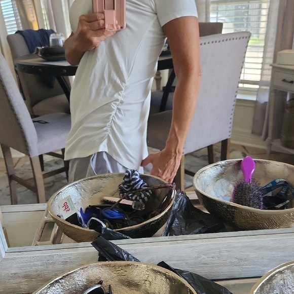 Two Beautiful $5 - Picture 5 of 8